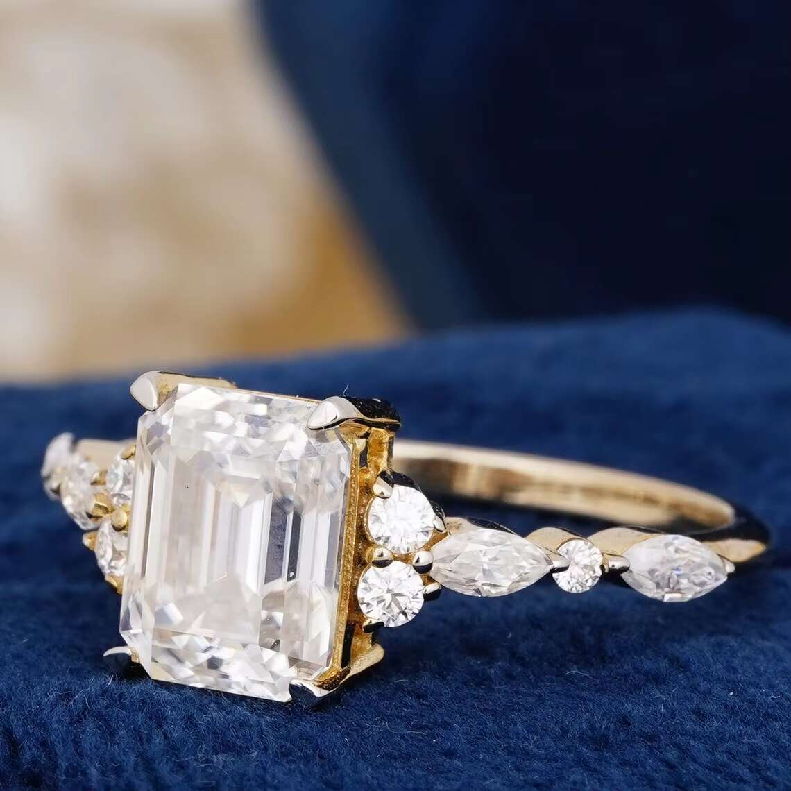 14k Real Gold 2.30Ct Emerald Cut Moissanite Diamond Studded Cluster Rings for Men and Women Fine Jewelry Collections