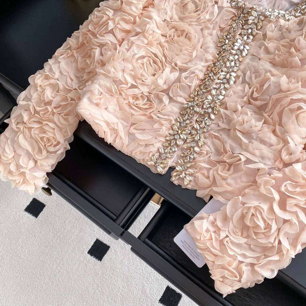 Retro Cardigan Sweet Three-Dimensional Floral Blouse Slim High Street Women Summer Fashion Crop Top