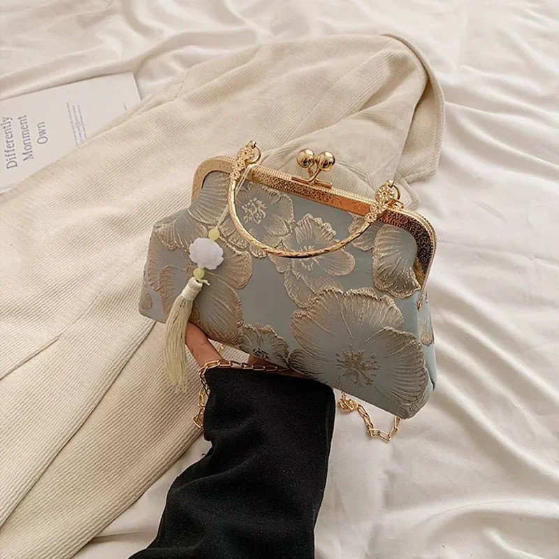 Chinese Style Embroidered Chain Tassels Shoulder Bag Elegant Handbag Retro Small Square Luxury Designer Women Evening Clutch 250614
