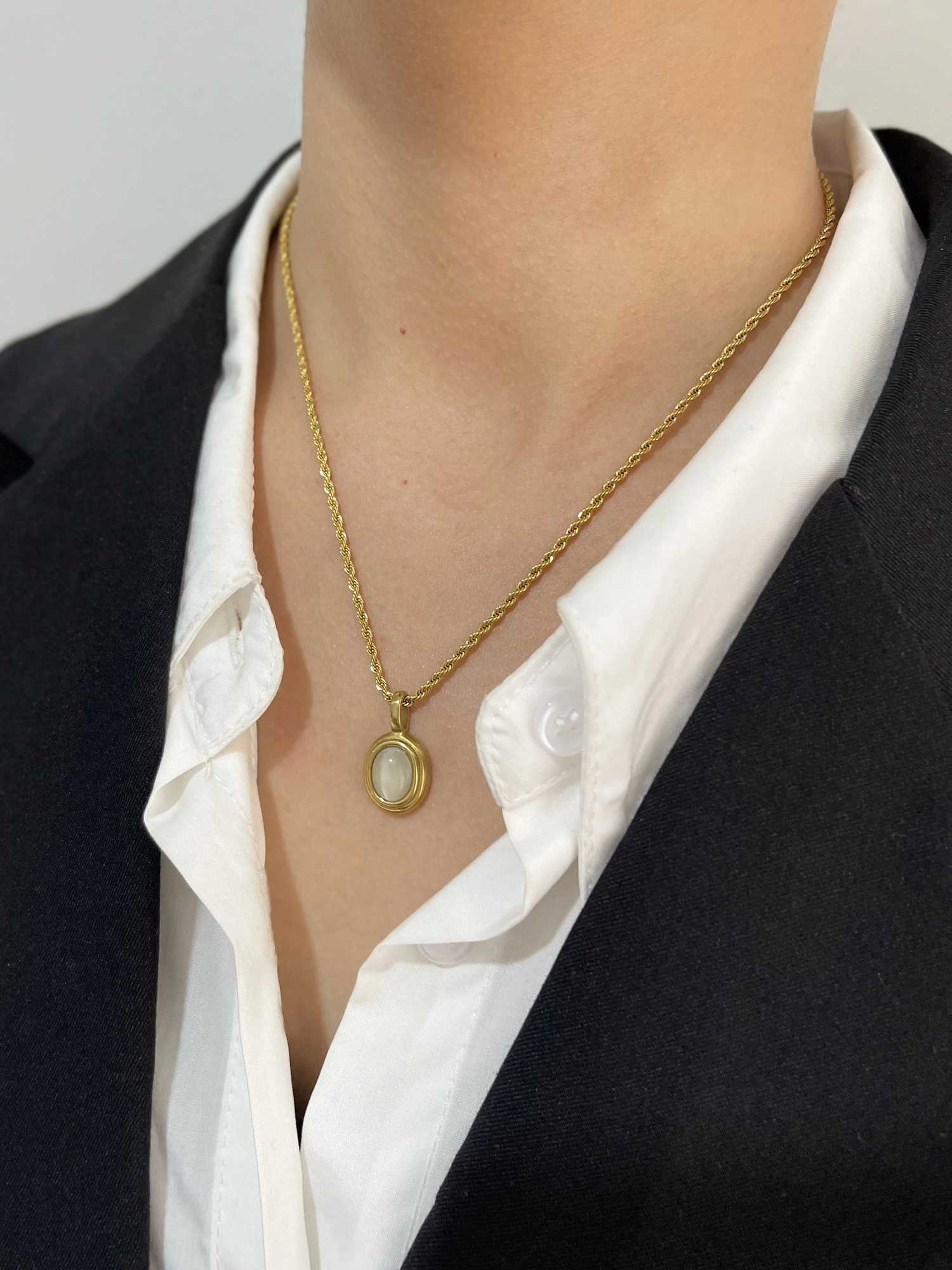 GHIDBK Stainless Steel 18K Gold PVD Plated Black White Gem Stone Oval Pendant on Twist Rope Chain Necklace Stacking Jewelry W250616