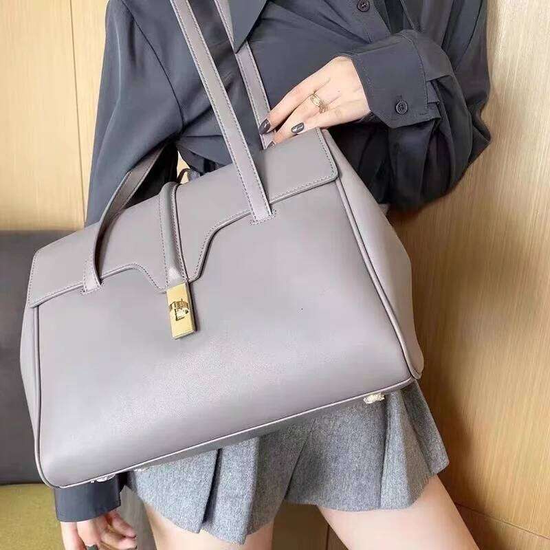 Hot Selling Soft Leather Tote Bag High Quality Fashion Casual Lady Handbags Commuter Outdoor Travel Shoulder Underarm Bags Large Capacity Designer Bag