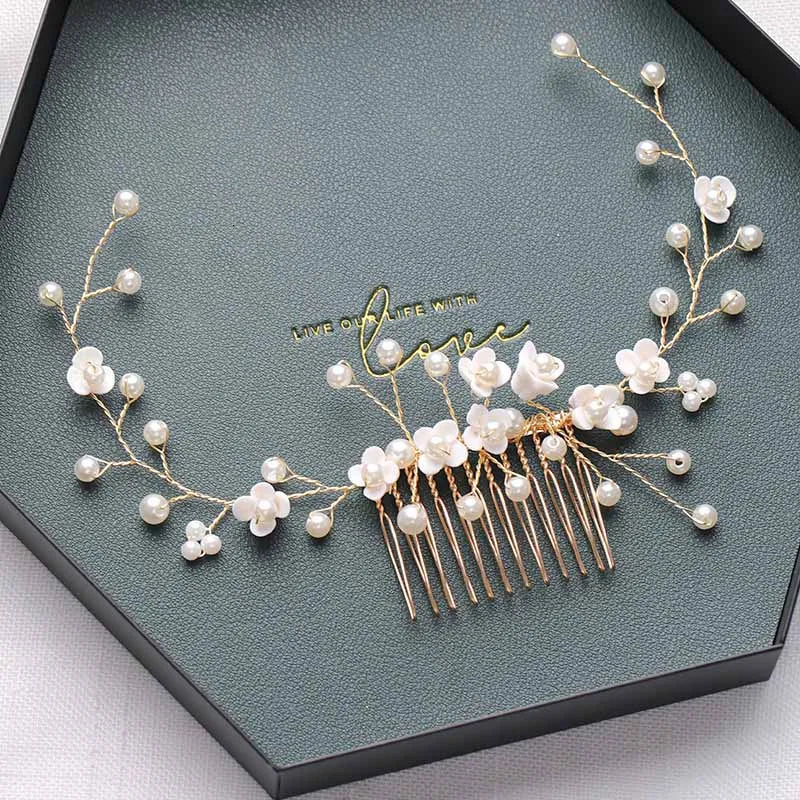 White Flower Hair Combs Handmade Pearl Hairpins Side Clips for Bride Wedding Hair Jewelry Women Girls Party Elegant Headpieces 250610