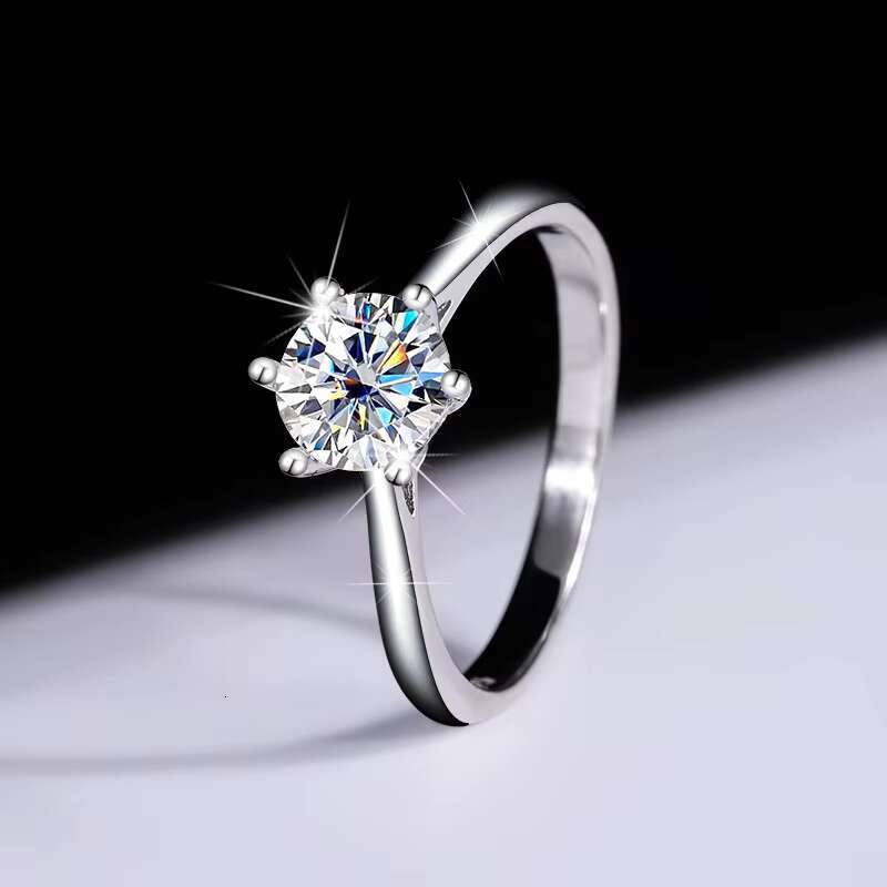 Fashion Classic Six Prongs Moissanite S925 Sterling Silver Wedding Engagement Ring for Women