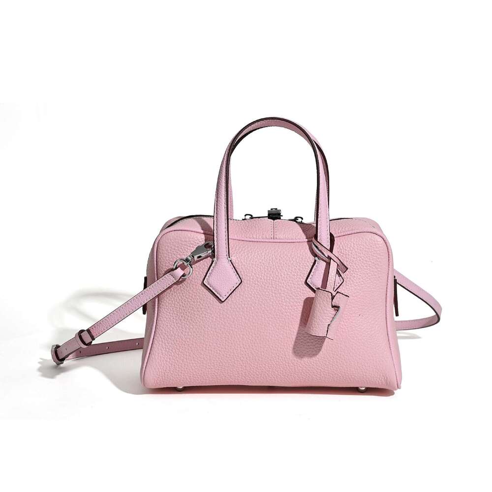 2025 Spring Brand new top leather Victoria small leather women's bag simple bowling hand messenger bag Fashion Lock Shoulder Bags 01