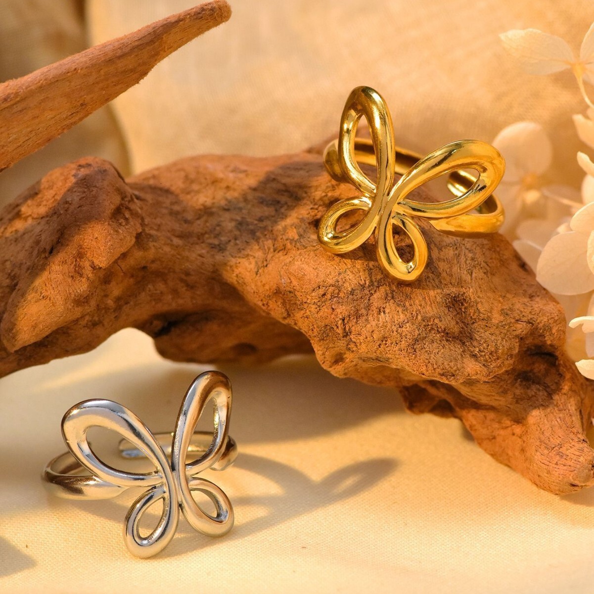 Fashion Exquisite Style Gold Butterfly for Women Titanium Steel Simple Elegant Versatile Non-Fading Ring