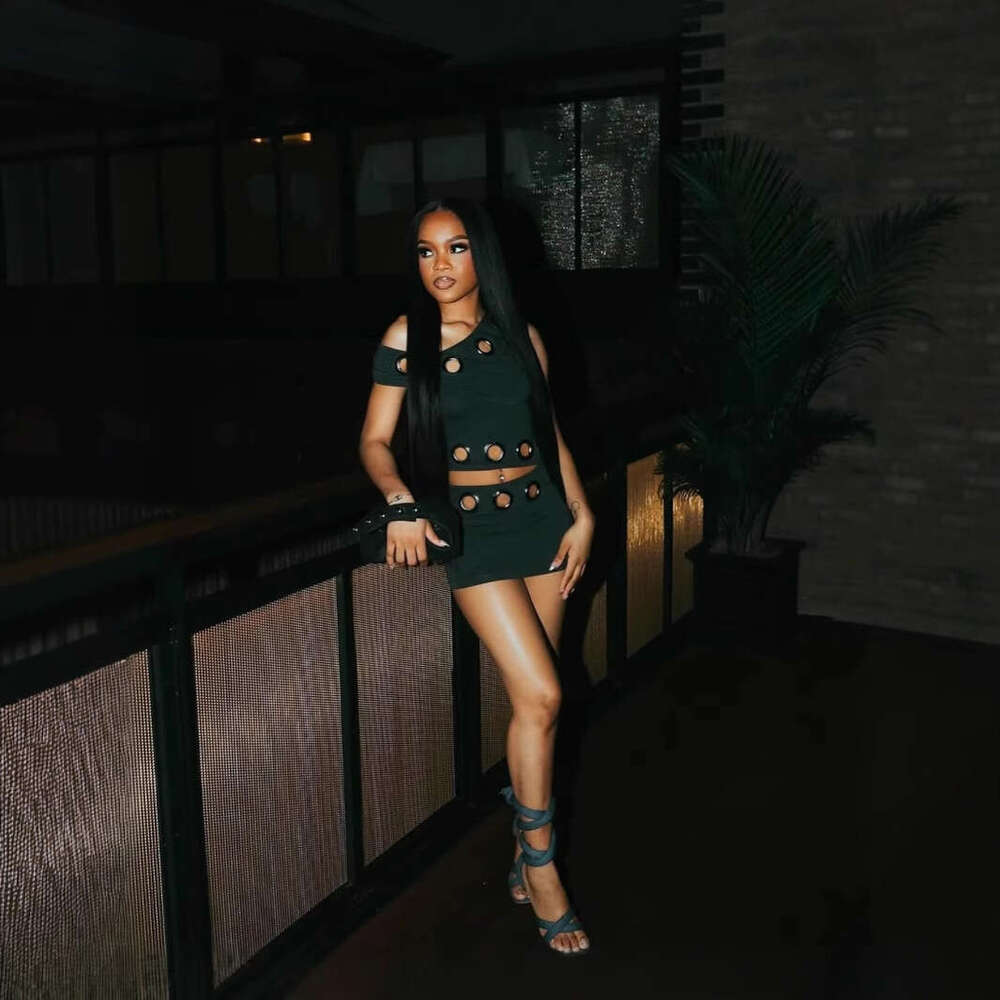 Summer New American Style Asymmetric Shoulder Sexy Solid Color Metal Accessories Slim Fit Shorts Set Women's Fashion B5