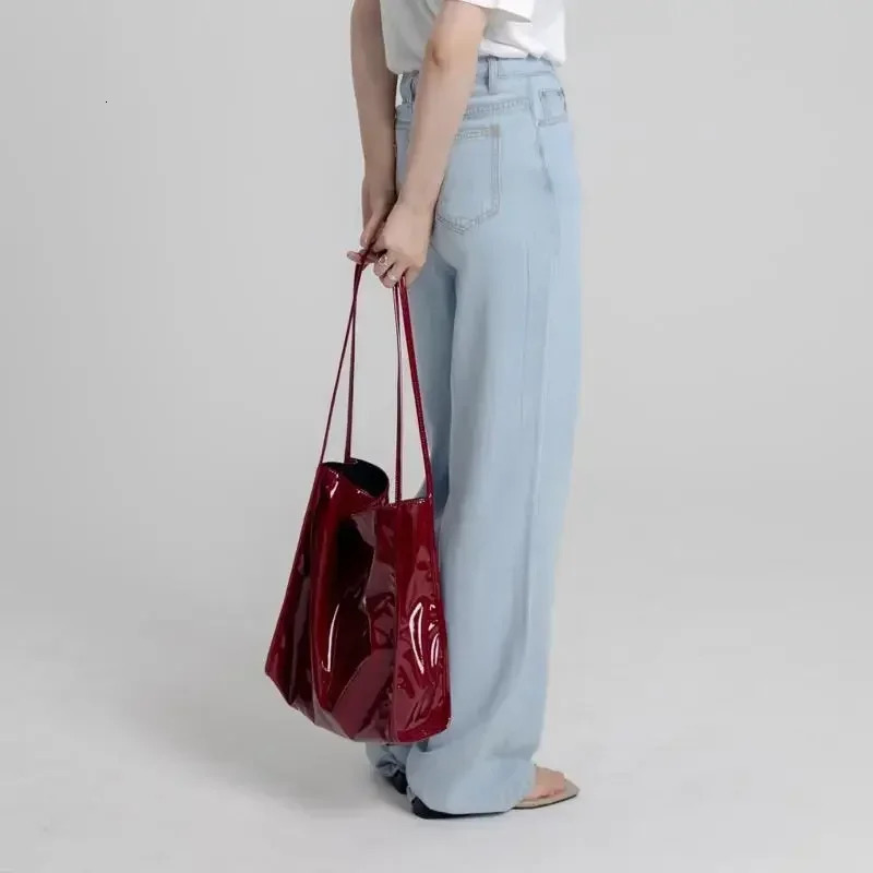 Fashion Patent Leather Women Shoulder Bags Vintage Female Casual Tote Handbags Large Capacity Ladies Shopping Bag 250614