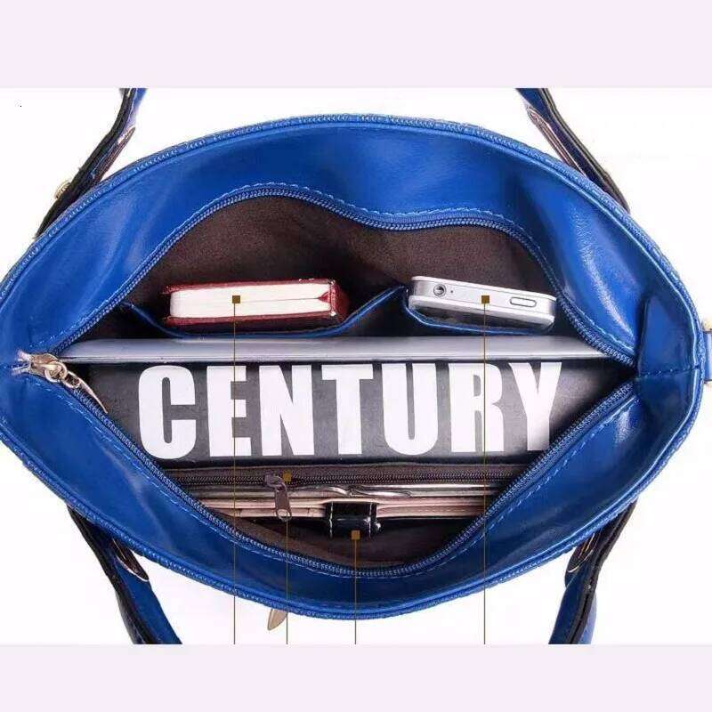 2024 New Emed Women's Bear Pendant Shoulder Crossbody Handbag Composite Bag 4pcs/Set Large Tote Bags