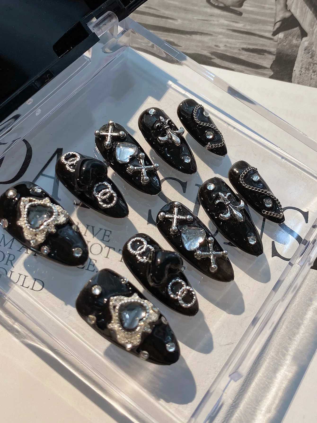 10-piece pressing long nails four-season manicure fake nails dark gothic manicure art DIY black pattern design black heart di R250616