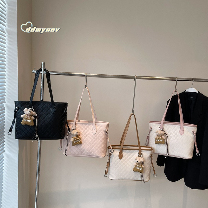 Korean Style Simple Elegant Commuter Tote for Women 2025 Summer Fashion Quilted Casual Shoulder Underarm Bag ddmynov ddmynov