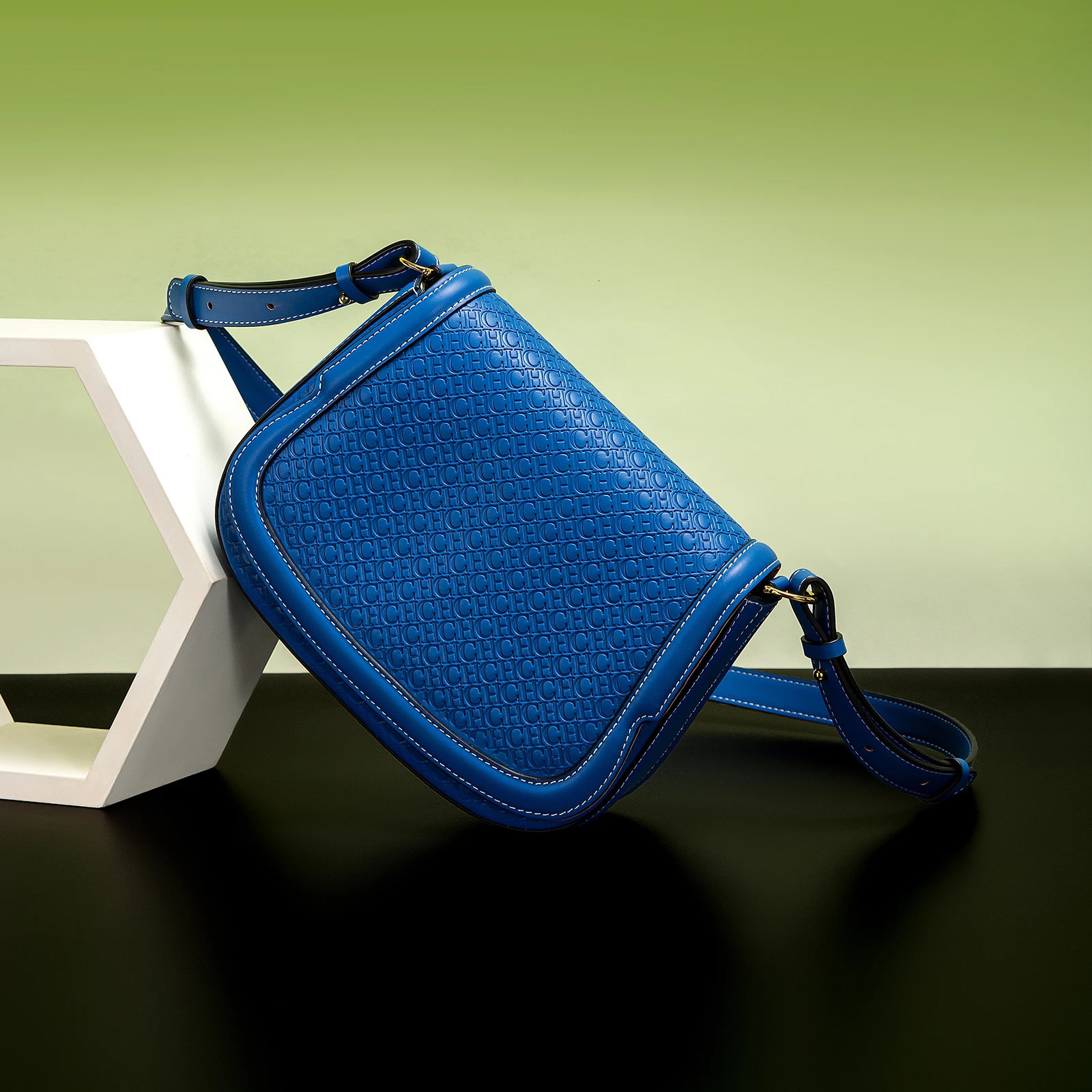 Simple Business Womens Crossbody Bag Saddle Embossed Flip Small Square 250614