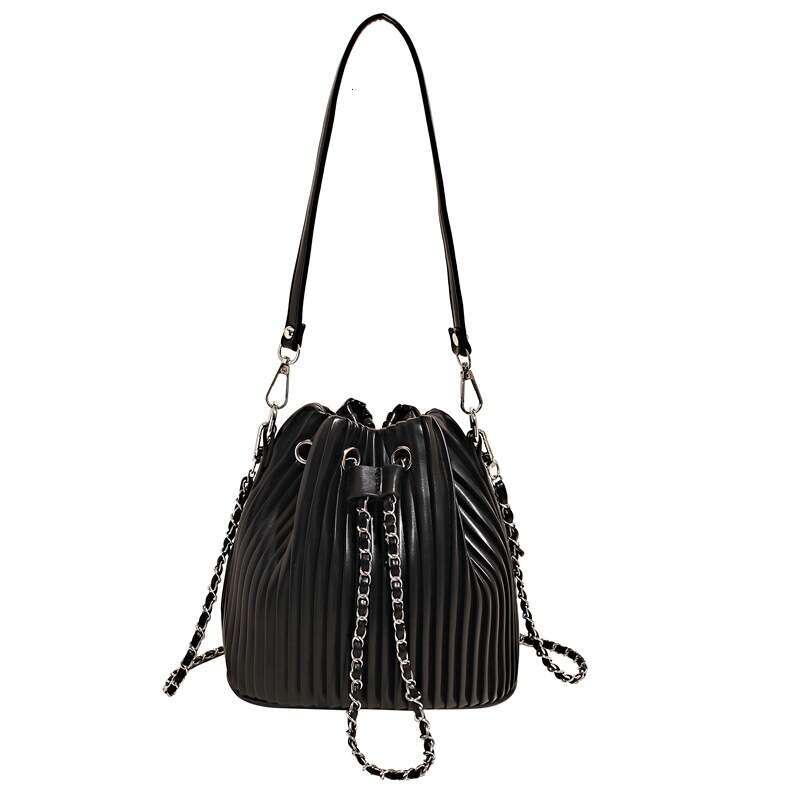 Niche Design Pleated Drawstring Bucket for Women 2025 New Summer Korean Fashion Versatile Shoulder Crossbody Bag