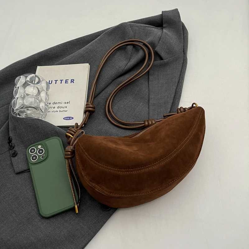 design reliable and versatile single shoulder bag mens 2024 autumn new item high-end and crossbody dumpling bag B250618
