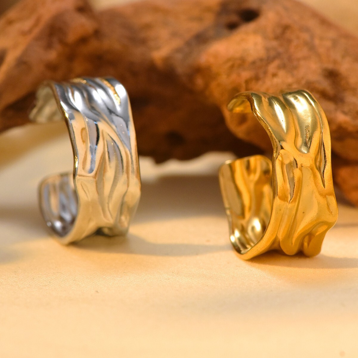 Fashion Style Light Luxury Personality Wrinkled Open Ring for Women Design High-end Titanium Steel Jewelry