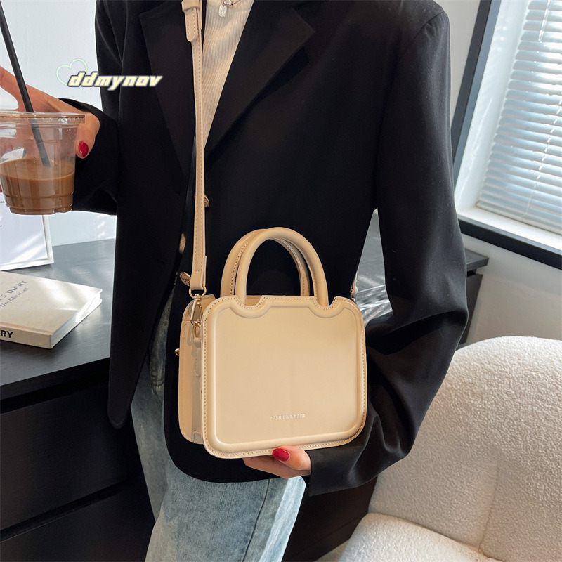 Korean Style Niche Design Ins Crossbody for Women 2024 Autumn High-end Fashionable Handbag Cookie Bag ddmynov ddmynov