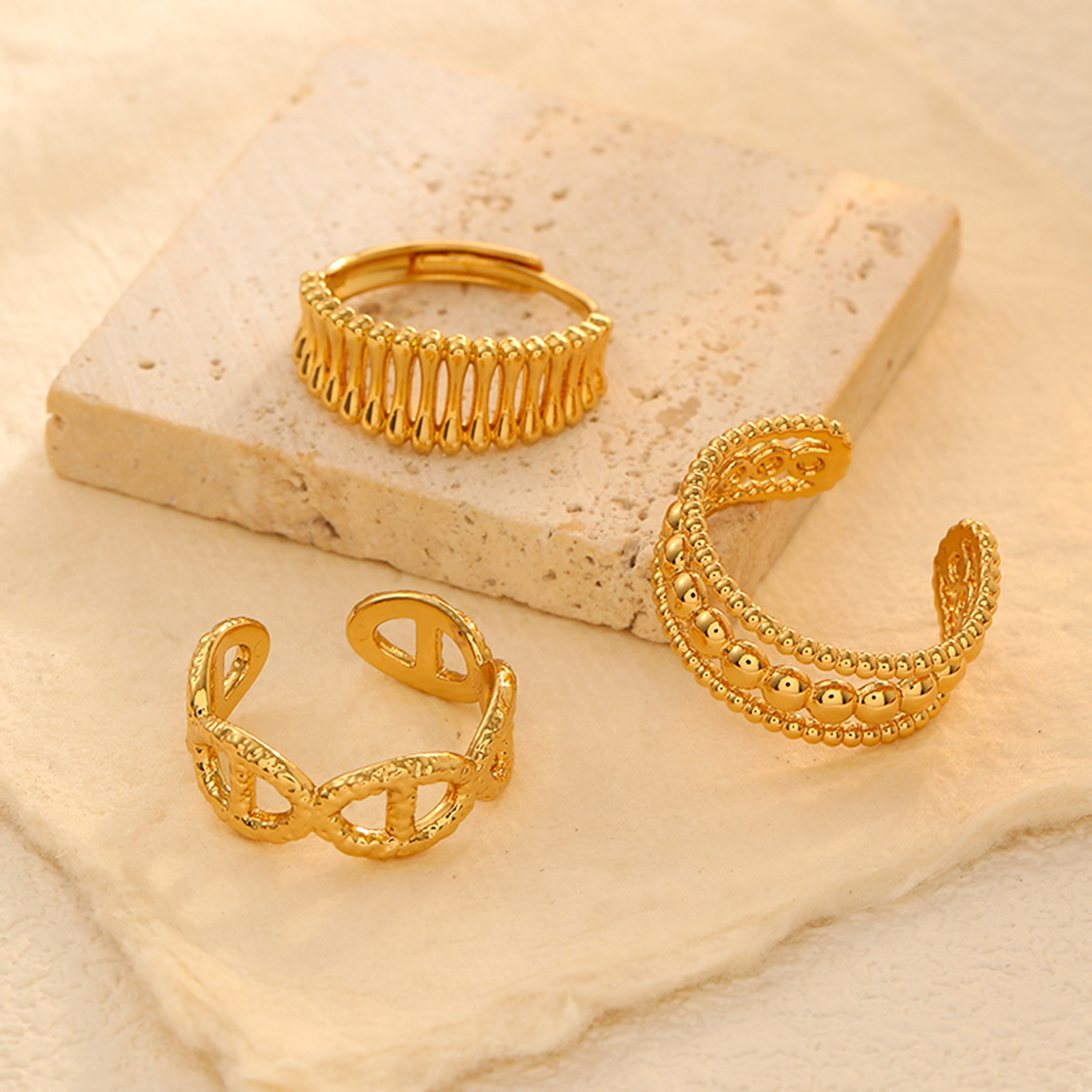 Light Luxury Fashion Simple Elegant Versatile Hollow for Women Niche Design Stainless Steel Non-Fading Ring