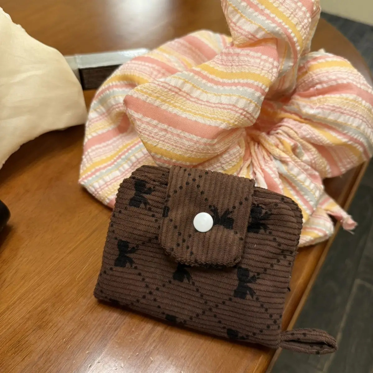 1 Piece INS Casual Corduroy Bow Coin Card Purse for Student Girl Portable Kpop Pocard ID Bank Card Wallet Korean Fashion Bag 250614