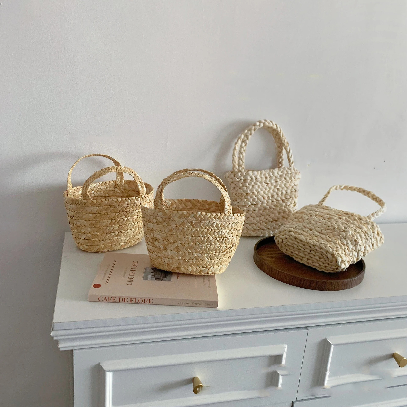 INS Style Handmade Childrens Bag Natural Grass Woven Portable Bucket Basket Beach Kids Fashion Accessories 250615