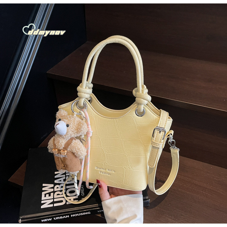 Niche Design Fashion Commuter Small Square Simple Exquisite Shoulder Handheld Elegant Crossbody Women's Bag ddmynov ddmynov ddmynov