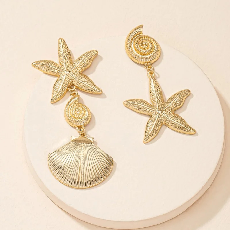 Personalized Beach Style Ear Studs Retro Exaggerated Golden Scallop Earrings Versatile Creative Seashell and Starfish Jewelry 250610