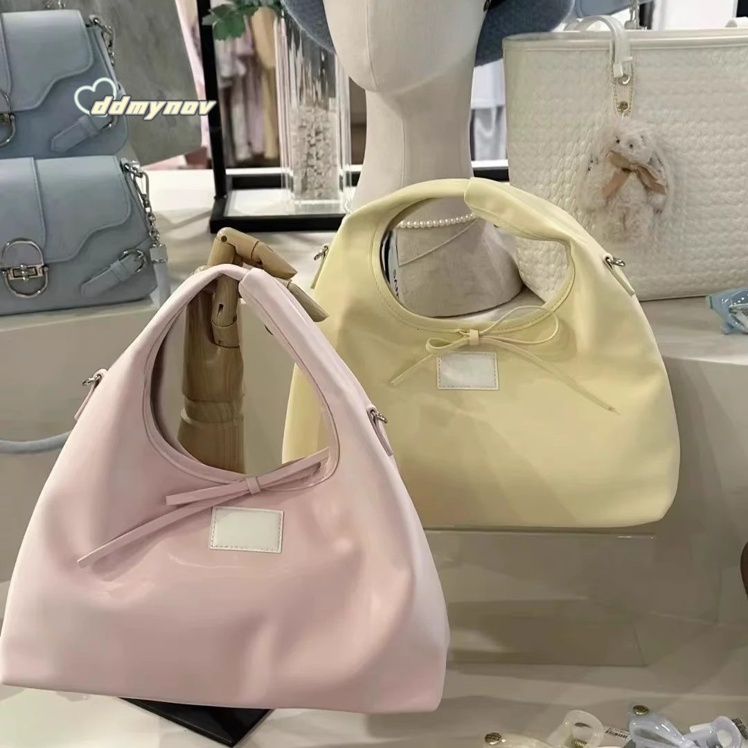 Gentle and Sweet Bowknot Strap Handbag 2025 Spring New Korean Style Simple Casual Large Capacity Dumpling Bag ddmynov ddmynov ddmynov