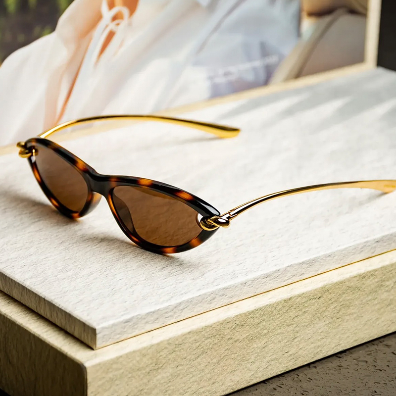 Sunglasses for women fashion saccoche plated metal temples BV1390 fashion glasses outdoor sports protection classic style with box