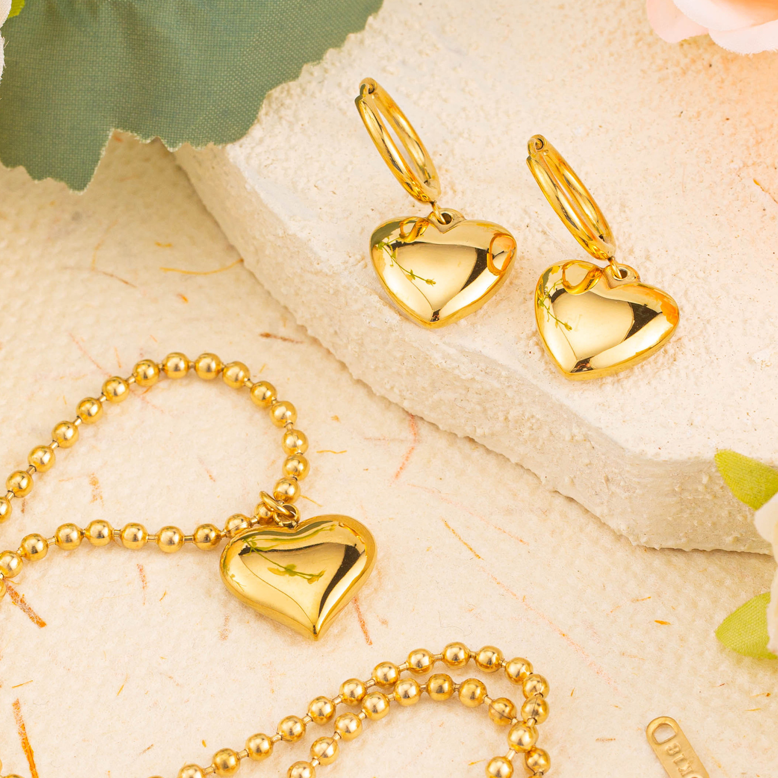 Fashion Light Style Simple Versatile Heart Necklace Earrings for Women High-end Titanium Steel Non-fading Jewelry