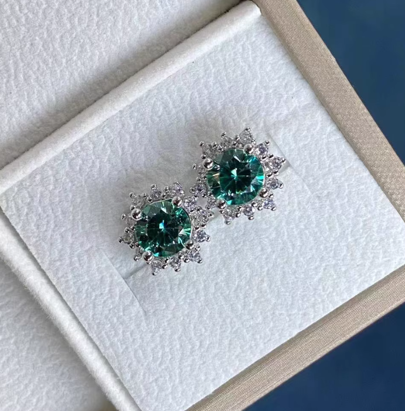 1CT Choucong Brand Ins Top Sell Spakrling Luxury Jewelry 925 Sterling Silver Round Cut Emerald Lab Moissanite Diamond Party Bright Lady Stud Earring G