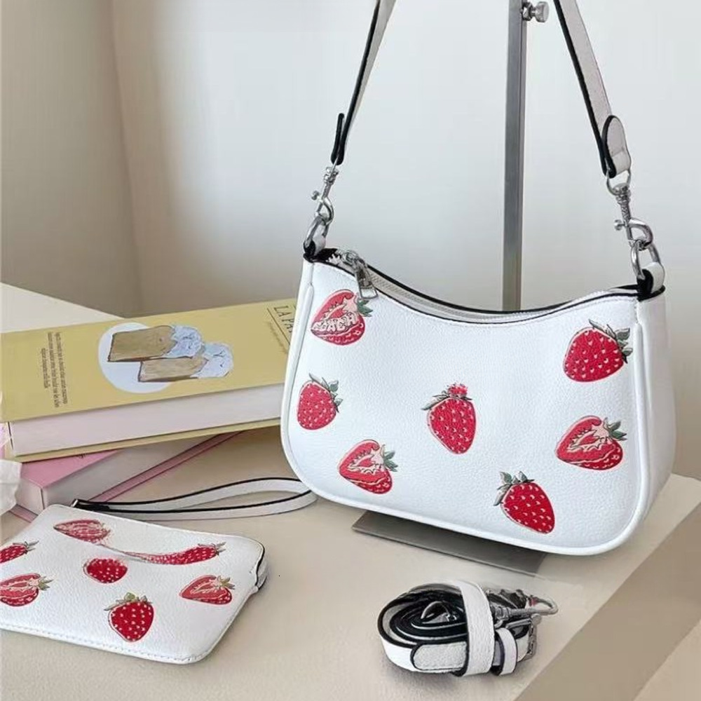 Brand Small Square 2025 Fashion Casual Commuter Crossbody Trendy Printed Letter Underarm Bag Wholesale