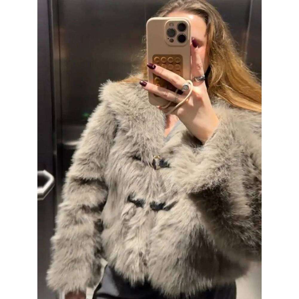 Vintage Faux Fur Button Coats Women Winter Loose Solid Plush Lapel Cost Female Autumn Warm Versatile High Street Outwear