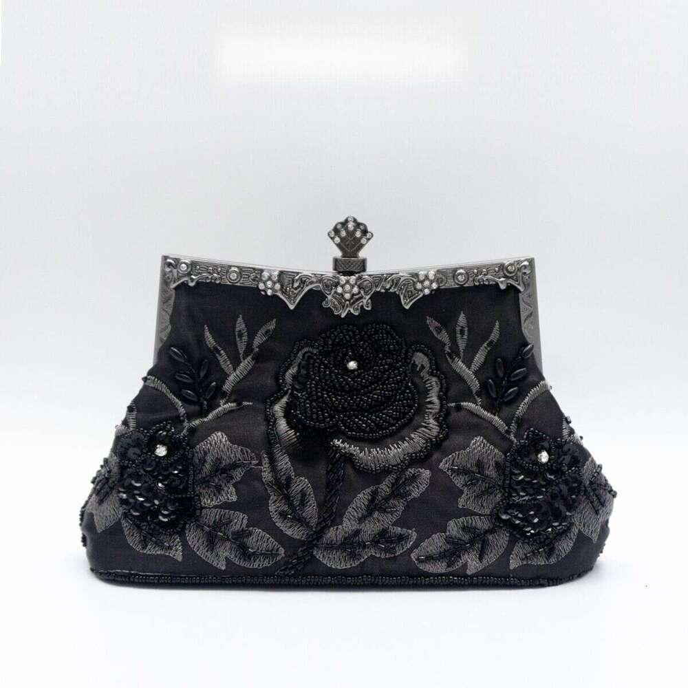 Vintage Beaded Handmade Cheongsam Women's Evening Bag Embroidered Handbag 2025 New Casual Versatile Fashion