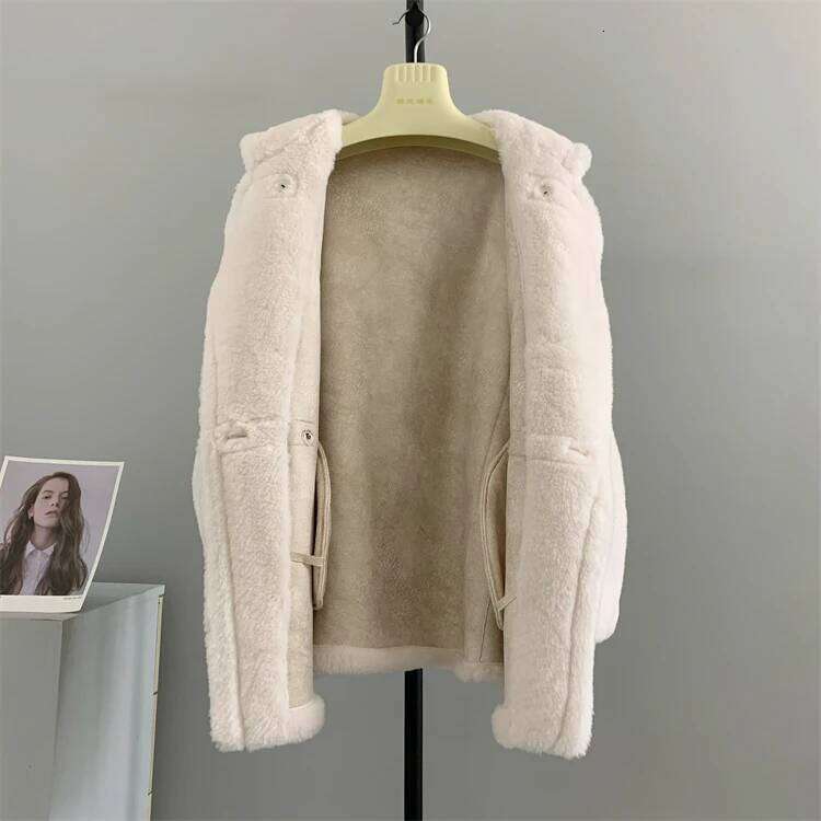 New Women's Teddy Jacket Hooded Winter Plush Coat Faux Fur Female Outwear Oversize Wool Blends Autumn Quilted Parka Women