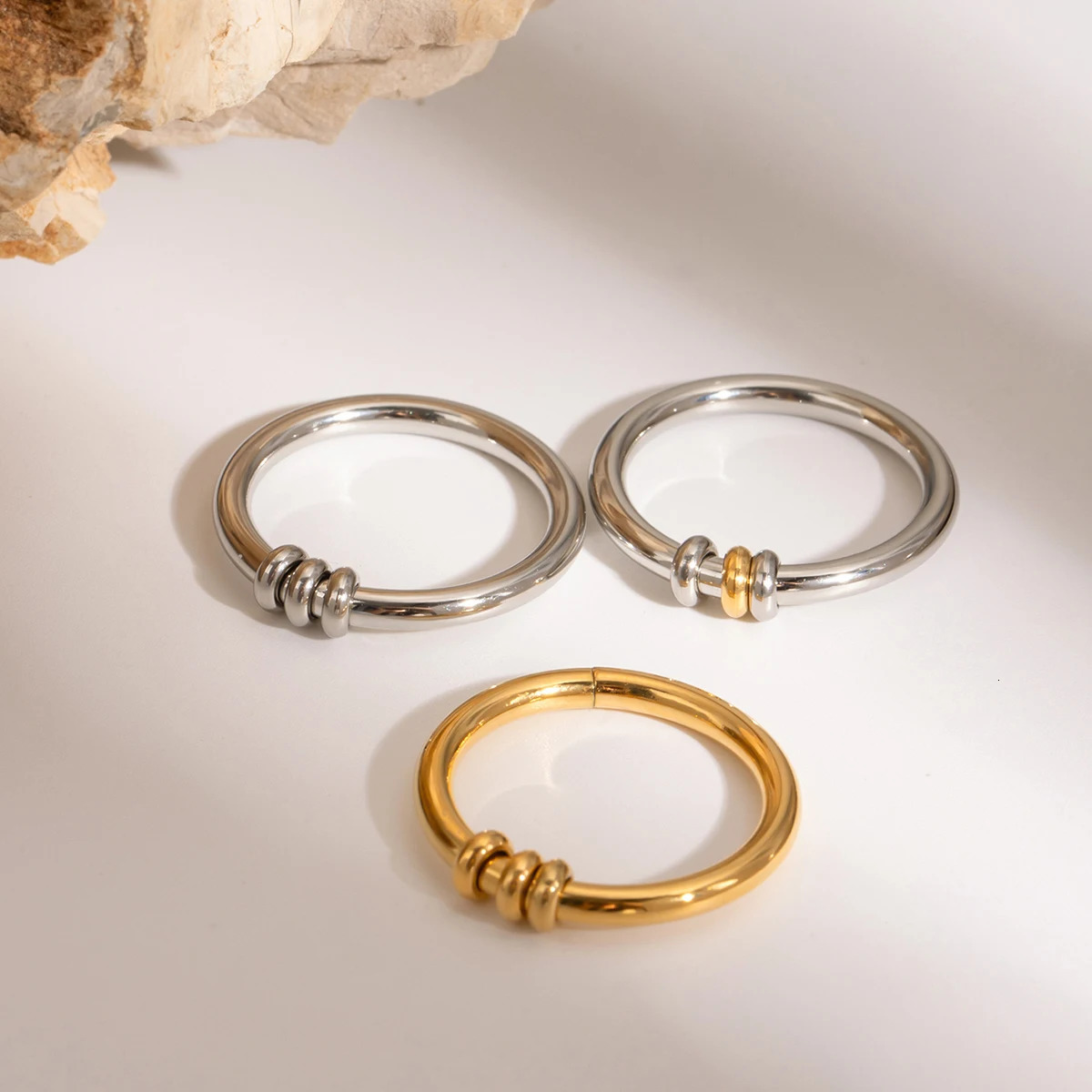 Youthway Stainless Steel Waterproof Small Pendant Hoop Rings Color Preservation Gold Silver 18K Gold-plated Jewelry Gift 250610