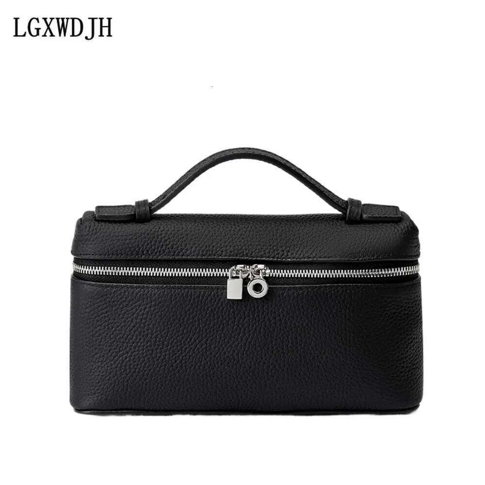 Designer bag 52 Niche versatile and durable women's shoulder 2025 fashionable top-grain cowhide crossbody bag Double zipper new handbag