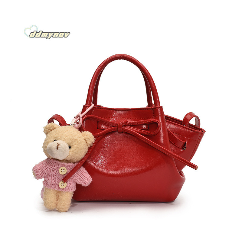 Handheld Trendy Niche Bucket 2025 New Fashion Korean Style Shoulder High-end Versatile Crossbody Bag for Women ddmynov