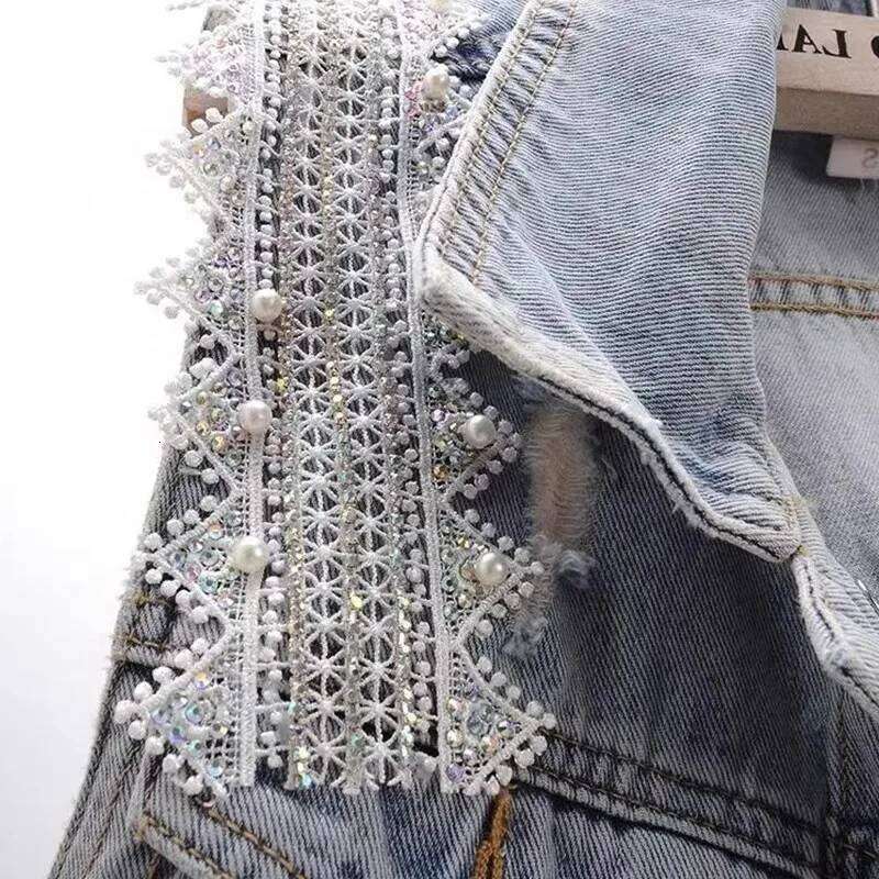New Fashion Beaded Denim Vest For Women Haruku Trendy Vintage Short Sleeveless Ripped Jean Jackets Coat