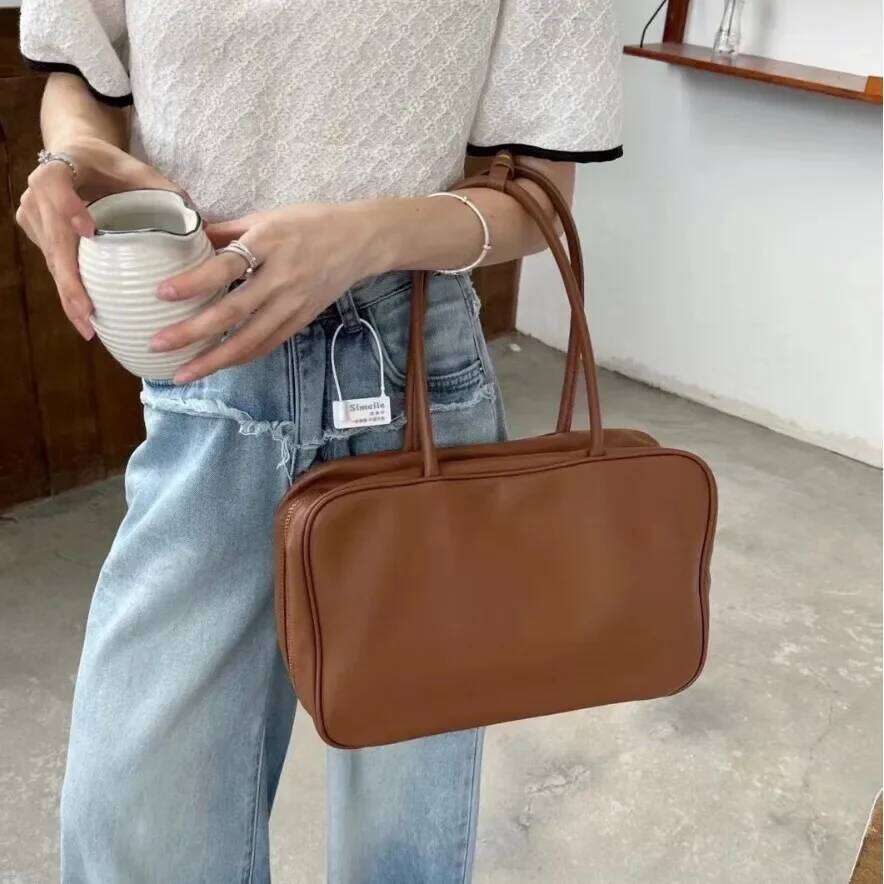 Women's Genuine Shoulder New Niche Cow Leather Autumn/Winter Boston Bag Motorcycle Equipment Accessories