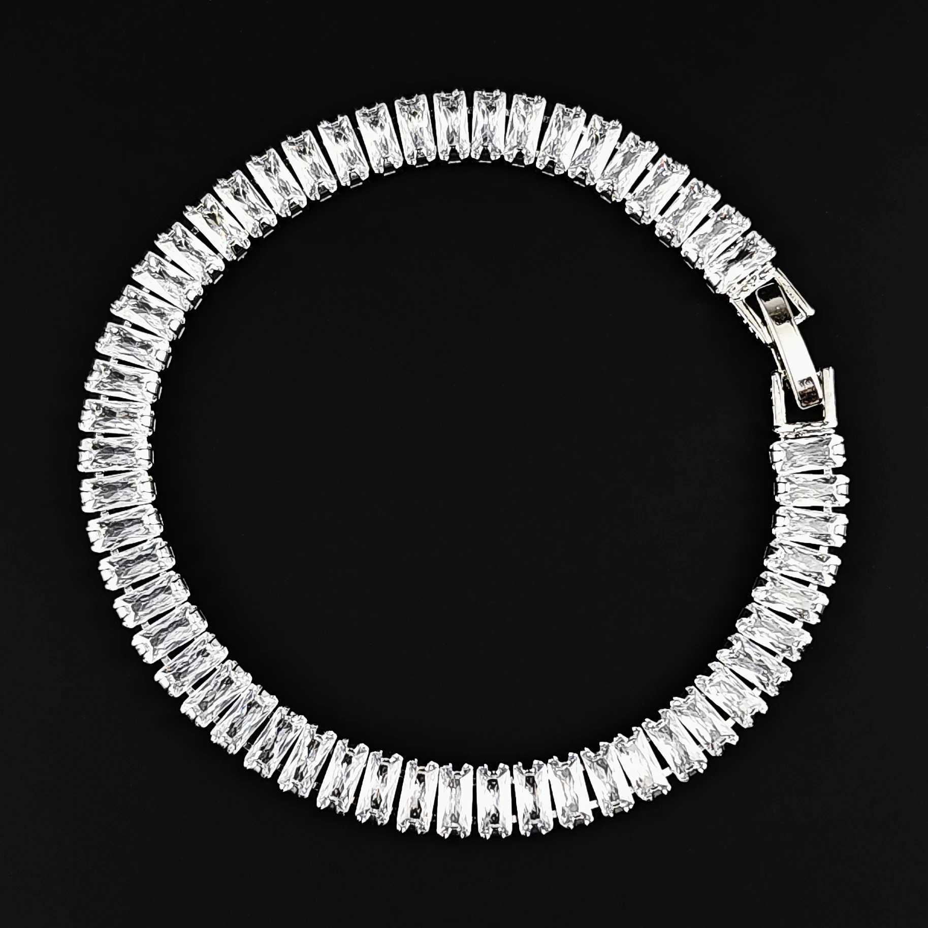 2024 New Luxury Princess Cut 17cm Silver Color on Hand Bangle for Women Anniversary Gift Jewelry Wholesale S5776 Z250616