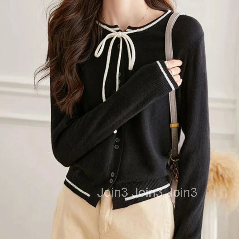 Knitted Sweater Woman Round O Neck Cardigan for Women Jacket Outerwear Elegant Casual Aesthetic Y2k Long Sleeve Fall 2025 Light