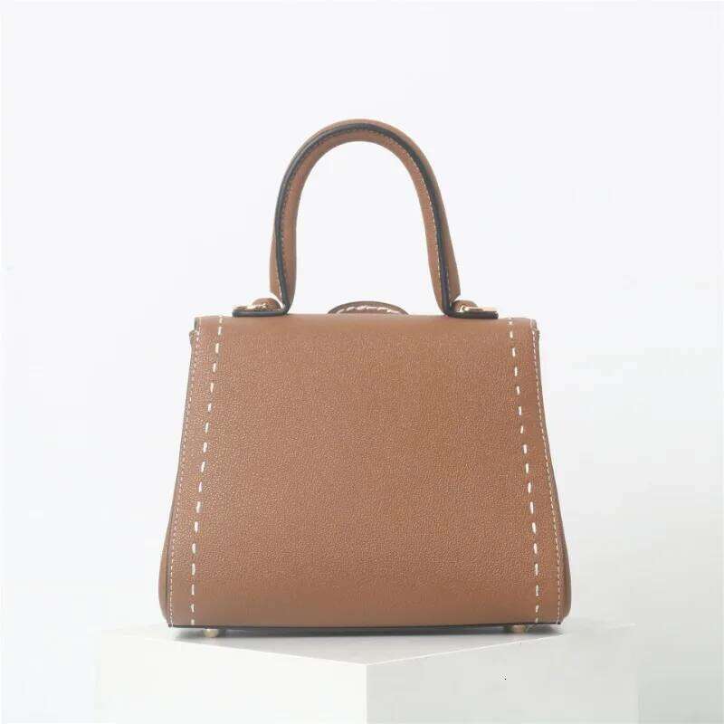 UBELLIN Vintage Horseshoe Button Hand Sewn Real Leather Shoulder Crossbody Saddle Bag for Women