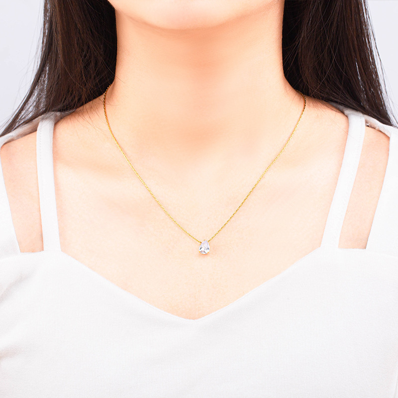 Light Simple Elegant Water Drop Necklace for Women, Titanium Steel Gold Color, High-End Feel, Dia-Studded, Non-Fading