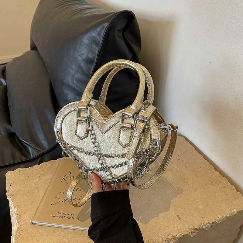 PU Special-Shaped Bag Heart-Shaped Bag Solid Color Chain Decoration Womens Shoulder Bag Party Friends Shopping Commuting XJ2520616