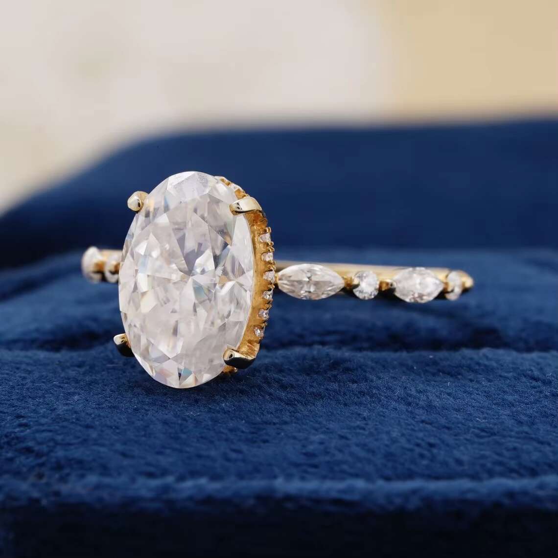 Premium Handmade 925 Sterling Silver Radiant Cut Unisex Moissanite Studded Diamond Rings for Engagement Gifting Occasions