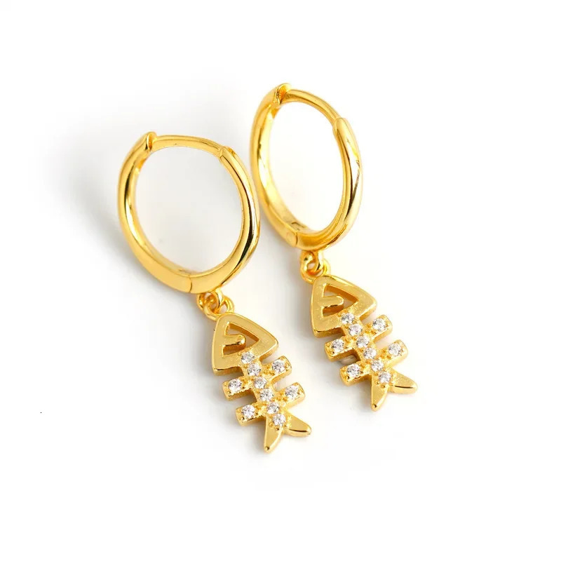 Silver Color Inlaid Zircon Fishbone Earrings for Women Personality Small Ear Buckle Korean Fashion 18K Gold Plated Jewelry 250610