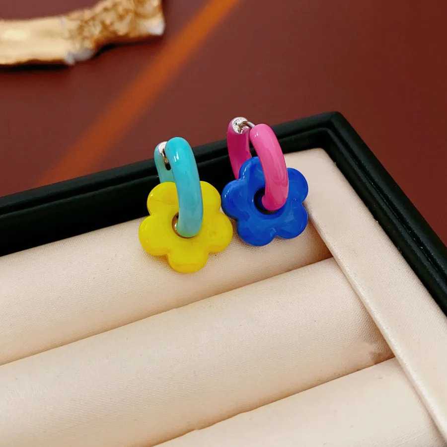 Colorful Enamel Flower Metal Alloy Ear Buckle Dopamine Sweet Earrings Girls Birthday Party Friendship Jewelry Gifts 250610
