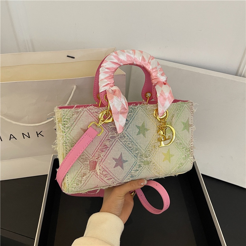2025 Free Shipping Women's Designer Luxury Fashion Star Lingge Gift Bag Handbag Shoulder Bag blue pink