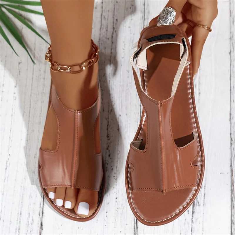 Women Flat Sandals 2025 Summer New Fashion Shallow Sandals Comfortable Lightweight Outdoor Beach Sandals Hot Shoes for Women Z250617