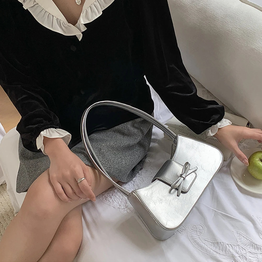 Sweet Bow Y2K Handbag PU Leather Underarm Pouch Women Retro Clutch Purse with Zipper Girls Causal Handbag Chic Top-Handle Bags 250614