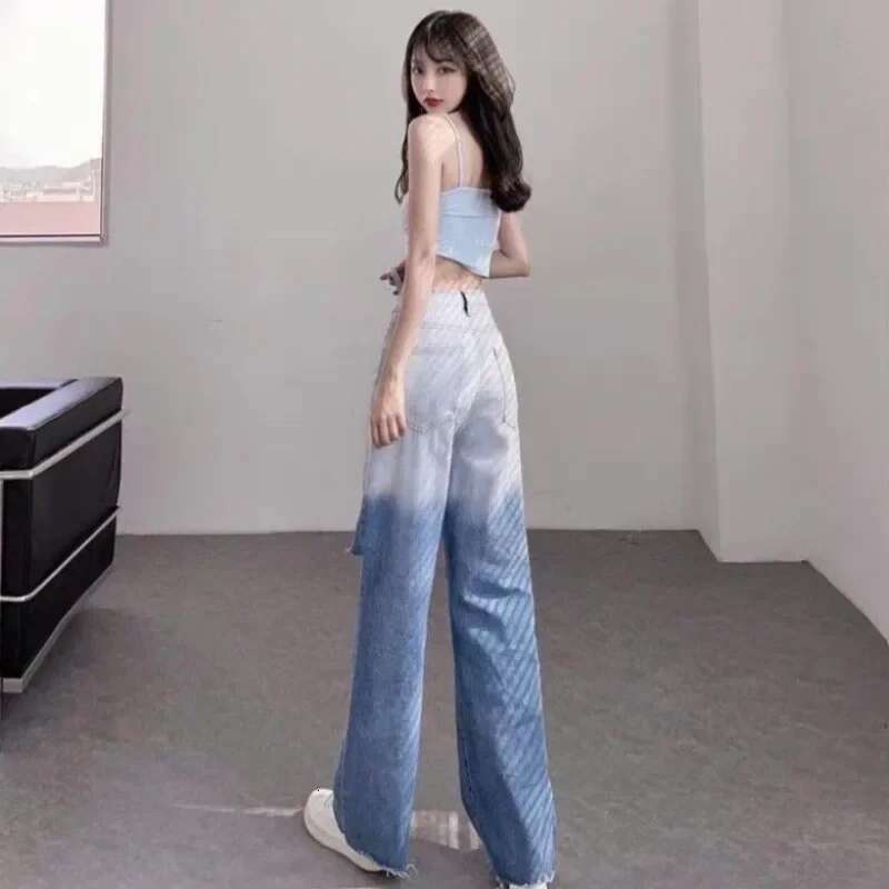 With Holes Trousers Straight Leg Gradient Womens Torn Jeans Aesthetic Korean Fashion New In 2025 Basics Cowboy Pants for Woman