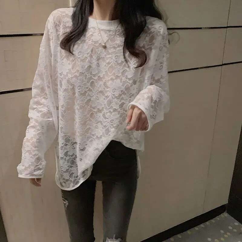 Women Lace Clothing 2025 White Sexy Top for Woman T-shirt Goth Designer Tall Aesthetic Tshirt Elegant and Youth Coquett Old Tee